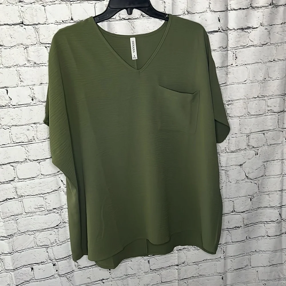 Zenana Green Muslim V-Neck Pocket Blouse - Picture 2 of 4